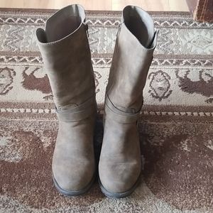 Maurices mid calf boots